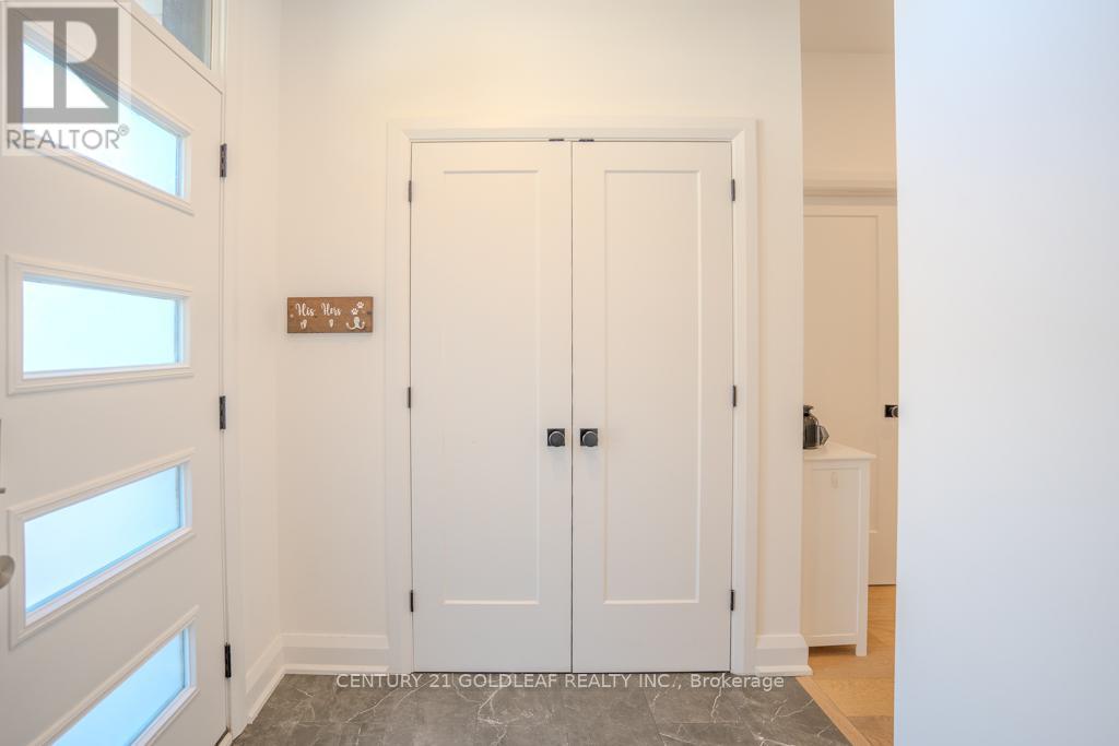 30 KING GEORGE STREET