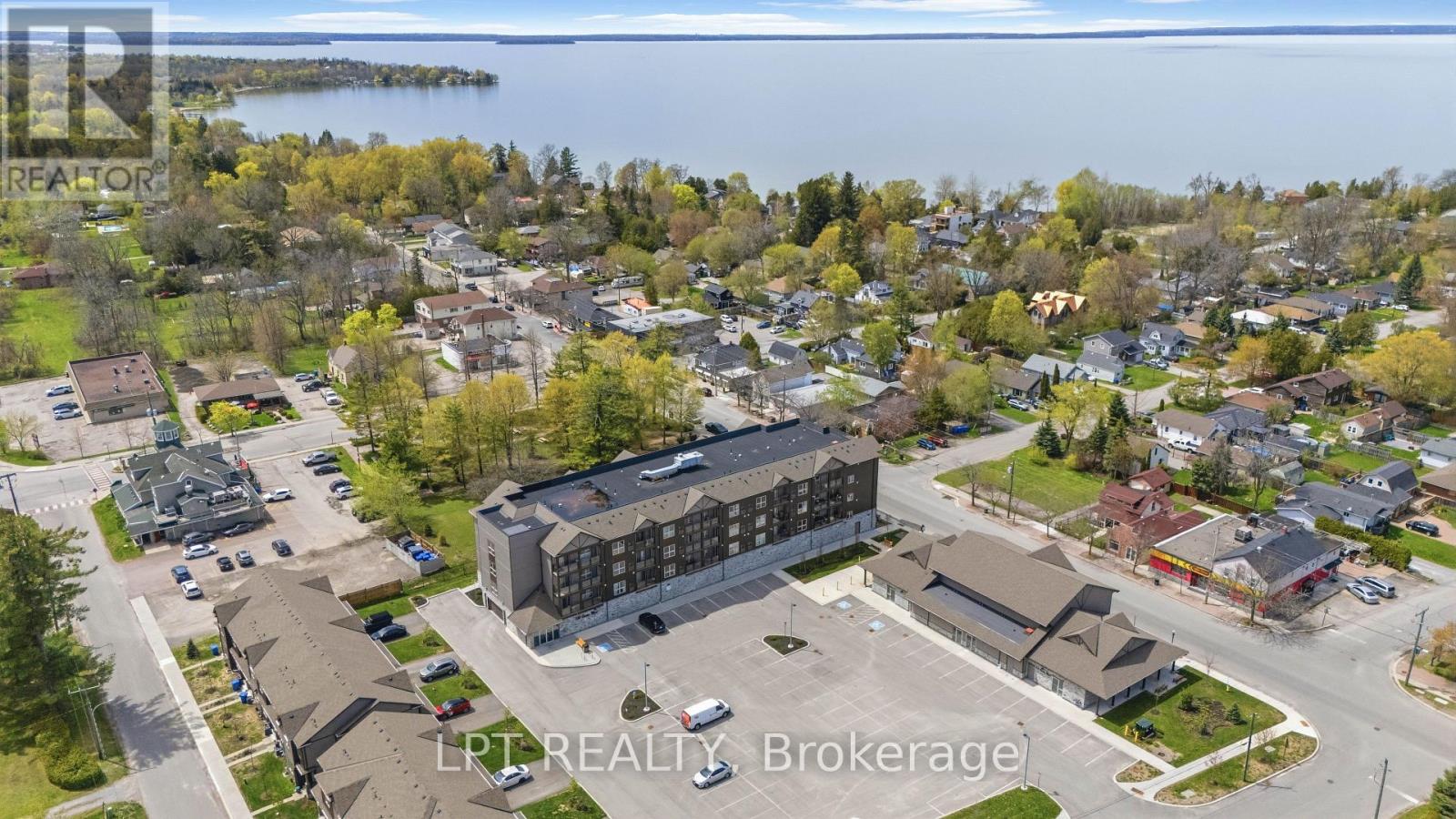 303 - 110 GREW BOULEVARD