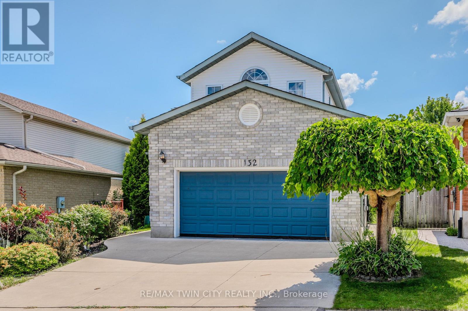 132 DAIMLER DRIVE