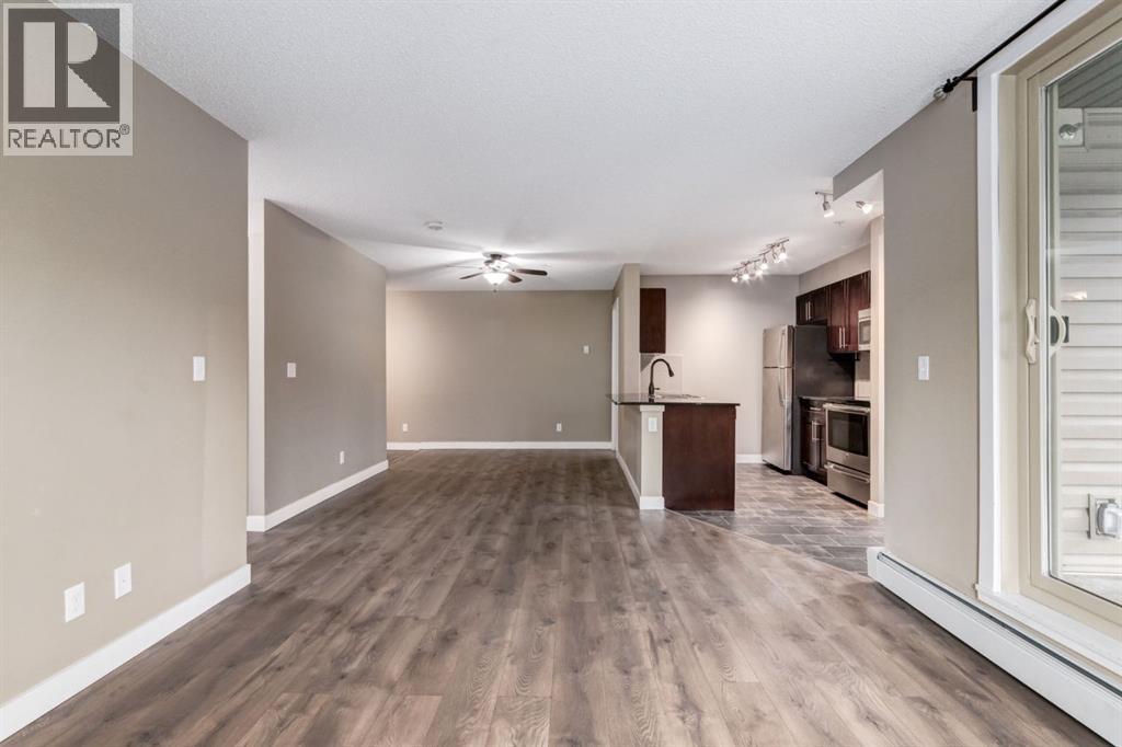 9116, 403 Mackenzie Way SW
