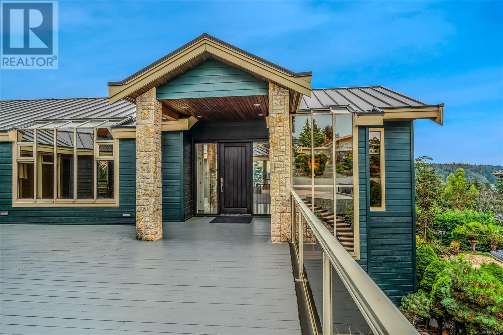 3279 Shearwater Dr