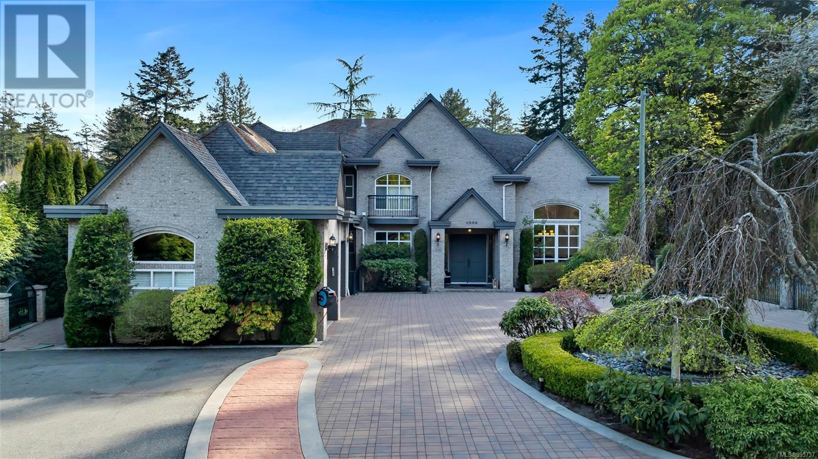 4668 Cordova Bay Rd