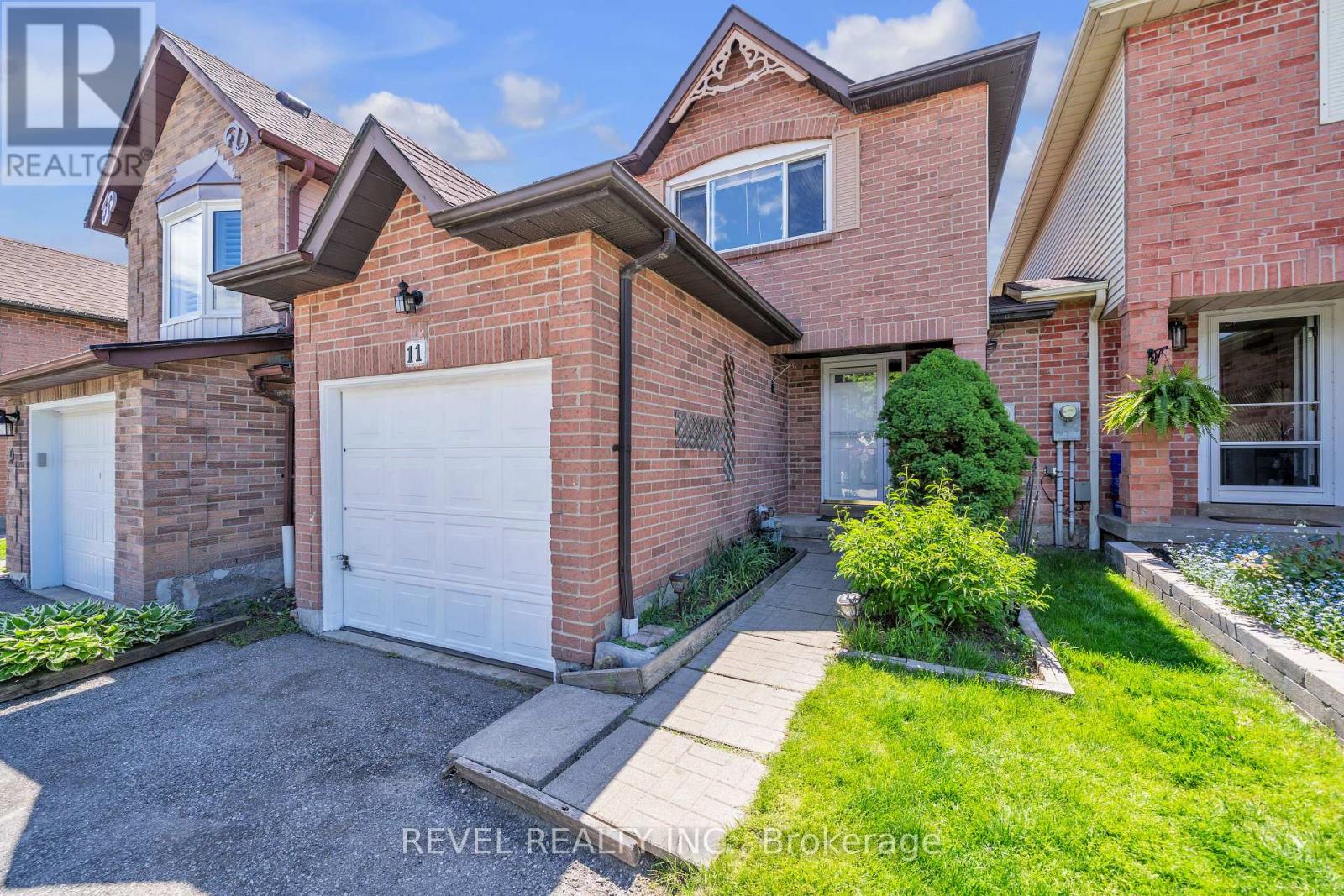 Photo 1 of 24 — 11 CARR DRIVE, Ajax (Central), ON L1T3E1