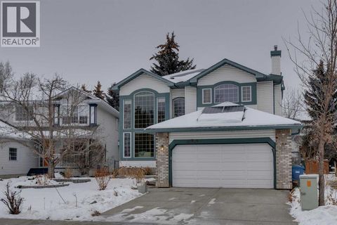10916 Valley Springs Road NW Calgary AB T3B5P7