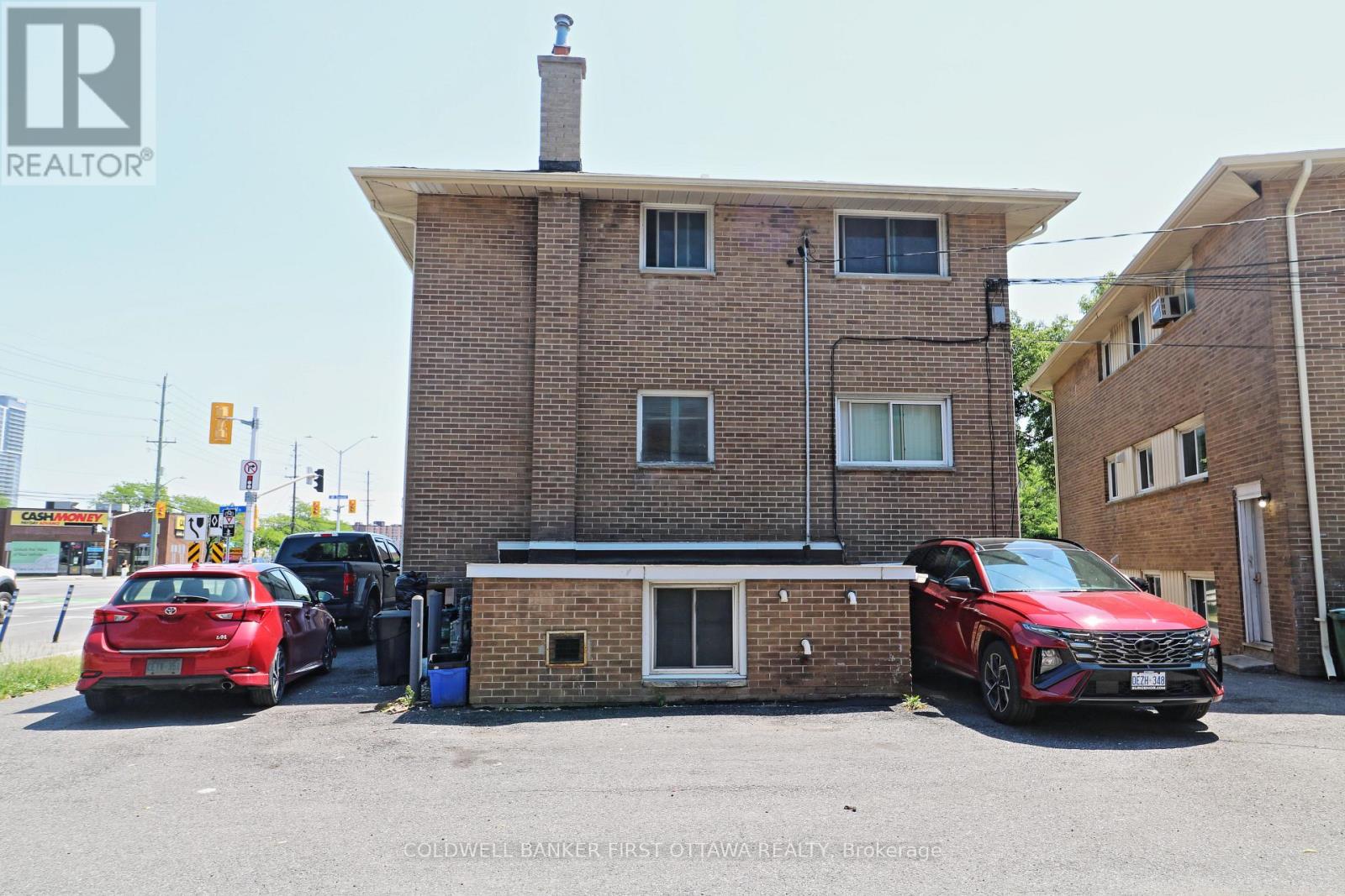 609 DONALD STREET