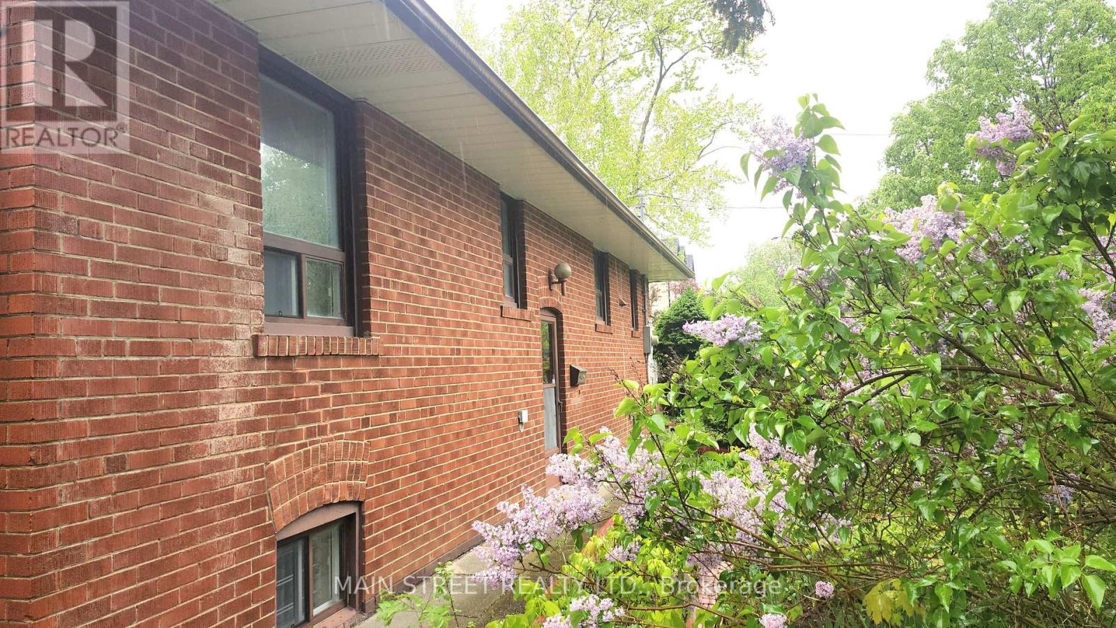 37 FAIRLIN DRIVE