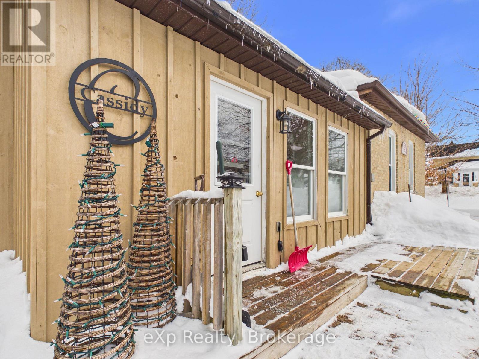 110 AMELIA ST. STREET