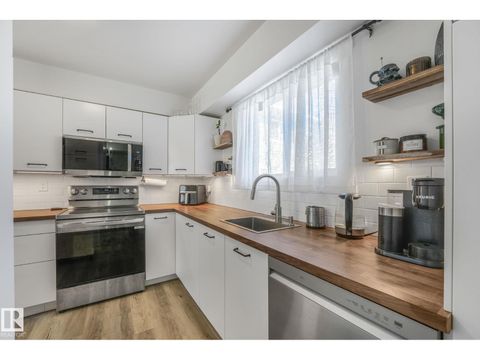 #33 4403 Riverbend RD NW Edmonton AB T6H5S9