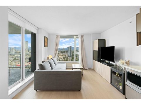 3209 13750 100 AVENUE Surrey BC V3T0L3