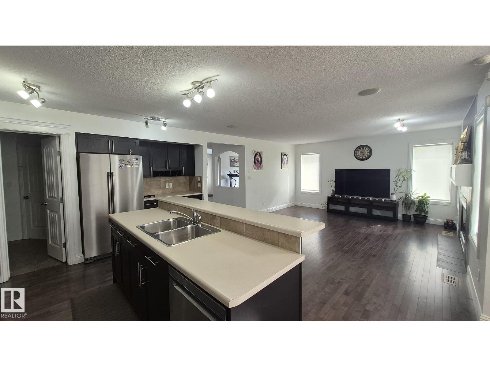 5440 1A AV SW