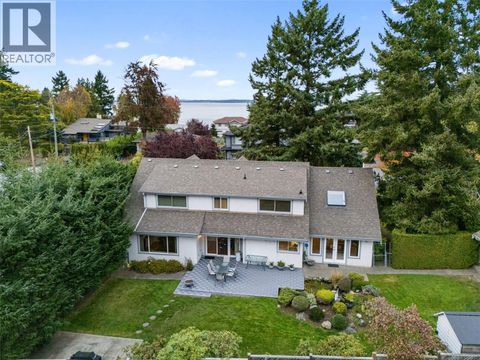1741 Barrie Rd Saanich BC V8N2W4