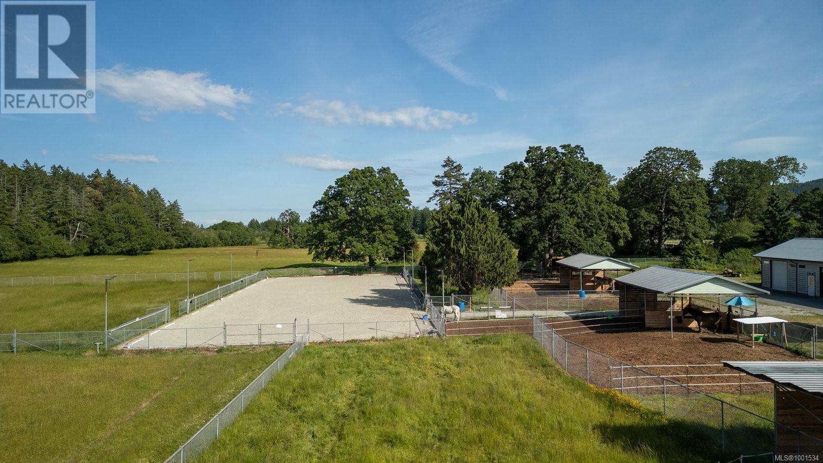 9775 West Saanich Rd