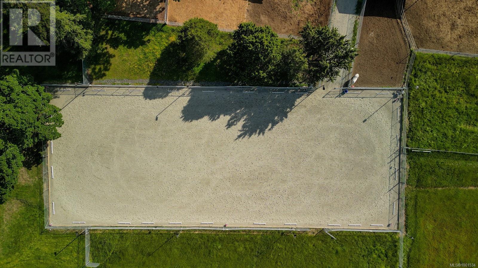 9775 West Saanich Rd