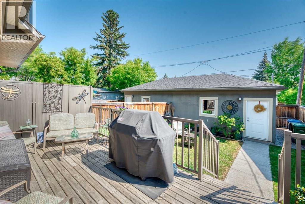 4826 Bowness Road NW