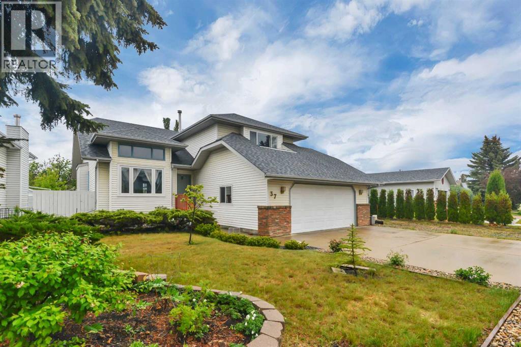 37 Denovan Crescent