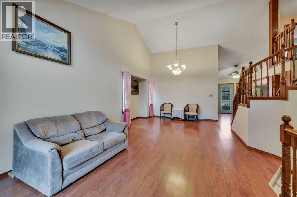 37 Denovan Crescent