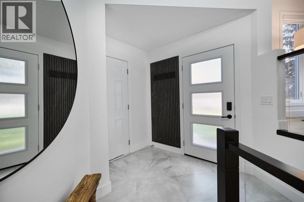 941 west chestermere Drive