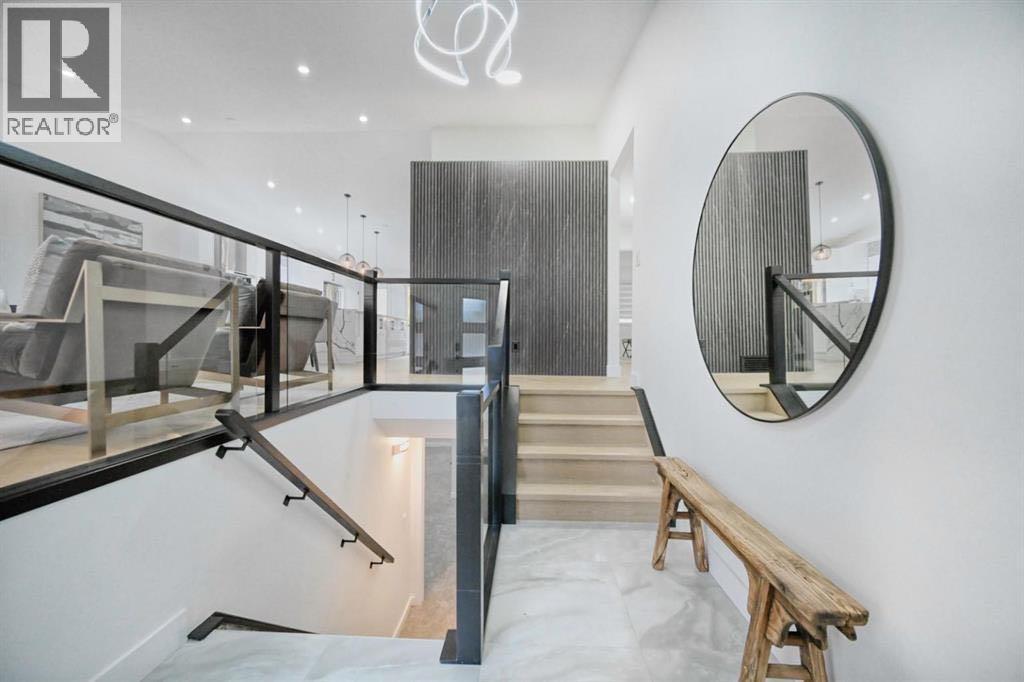 941 west chestermere Drive