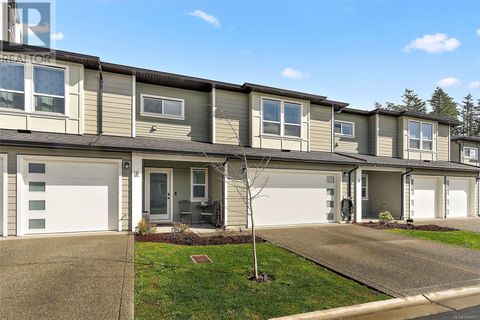 8 West Park Pl View Royal BC V9B3R9