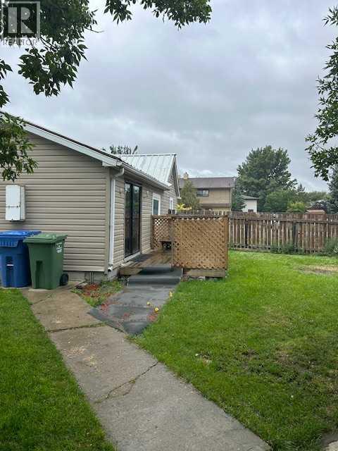 2012 18 Avenue