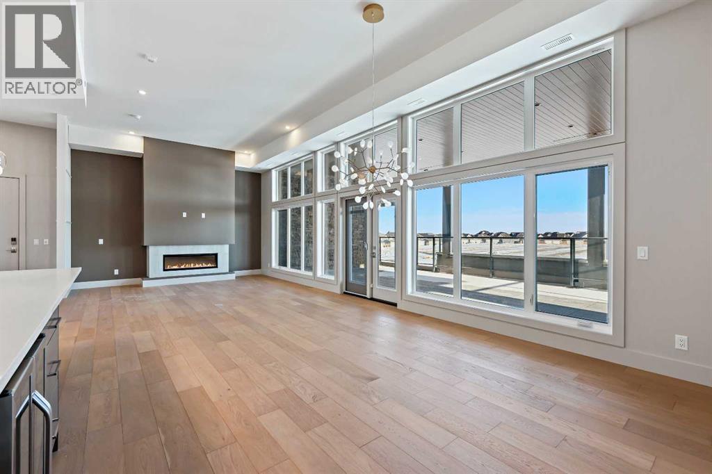 302, 140 Marina Cove SE