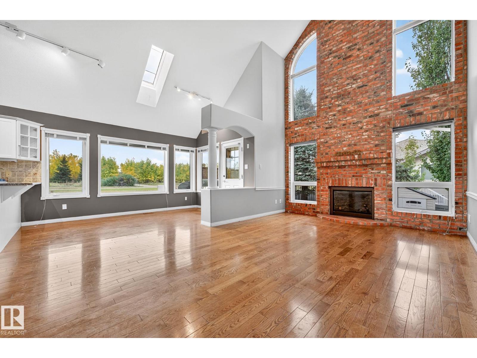 1085 CARTER CREST RD NW