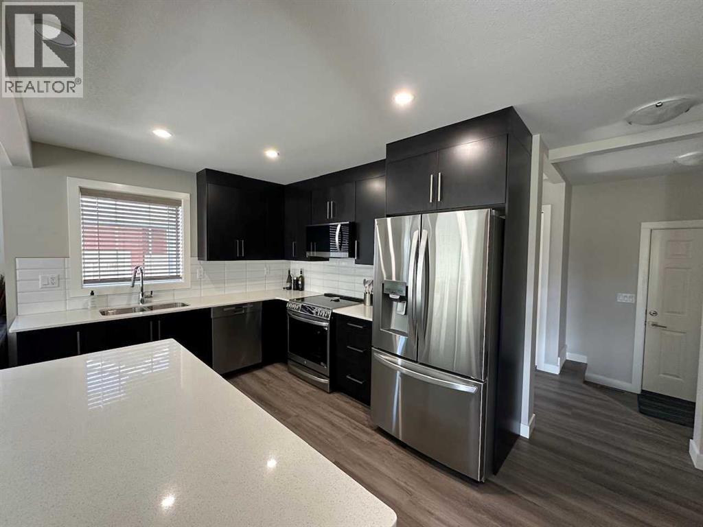 111 Golden Crescent