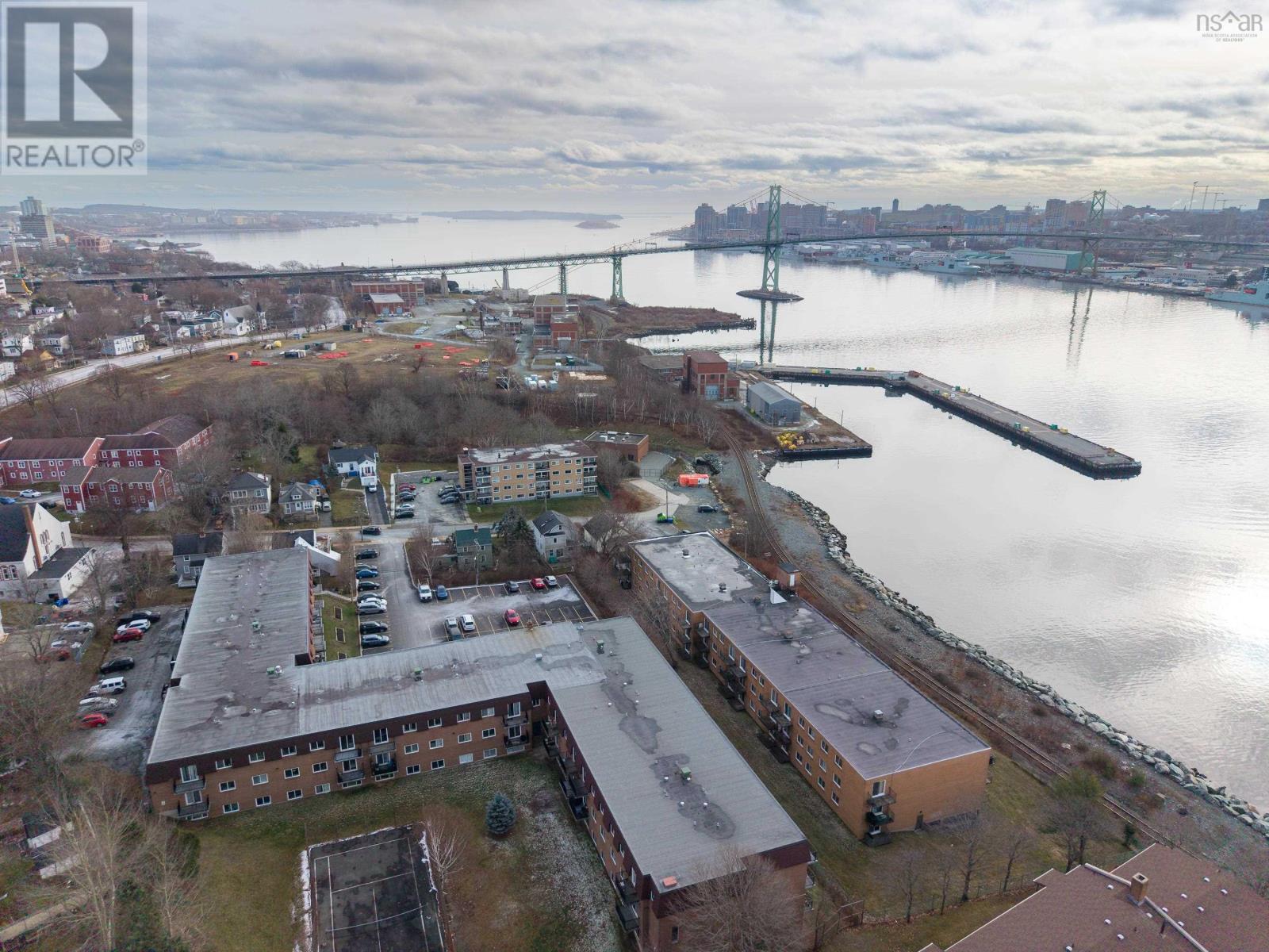 Photo 1 of 33 — 111 7 Jamieson Street Unit 111, Dartmouth, NS B3A4L2