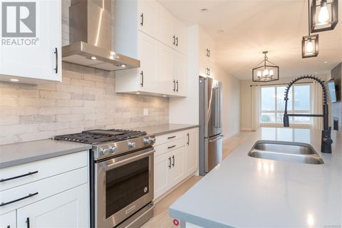 2856 Turnstyle Cres Langford BC V9B0K9