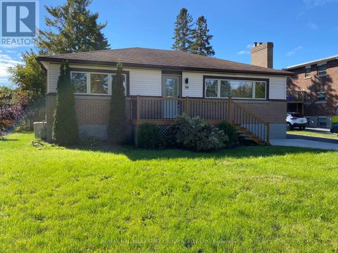 50 CHAMPLAIN AVENUE Kingston (West of Sir John A. Blvd) ON K7M3K8