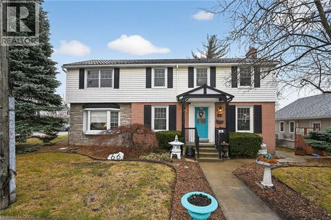 66 ARCADE Crescent Hamilton ON L9C3H9