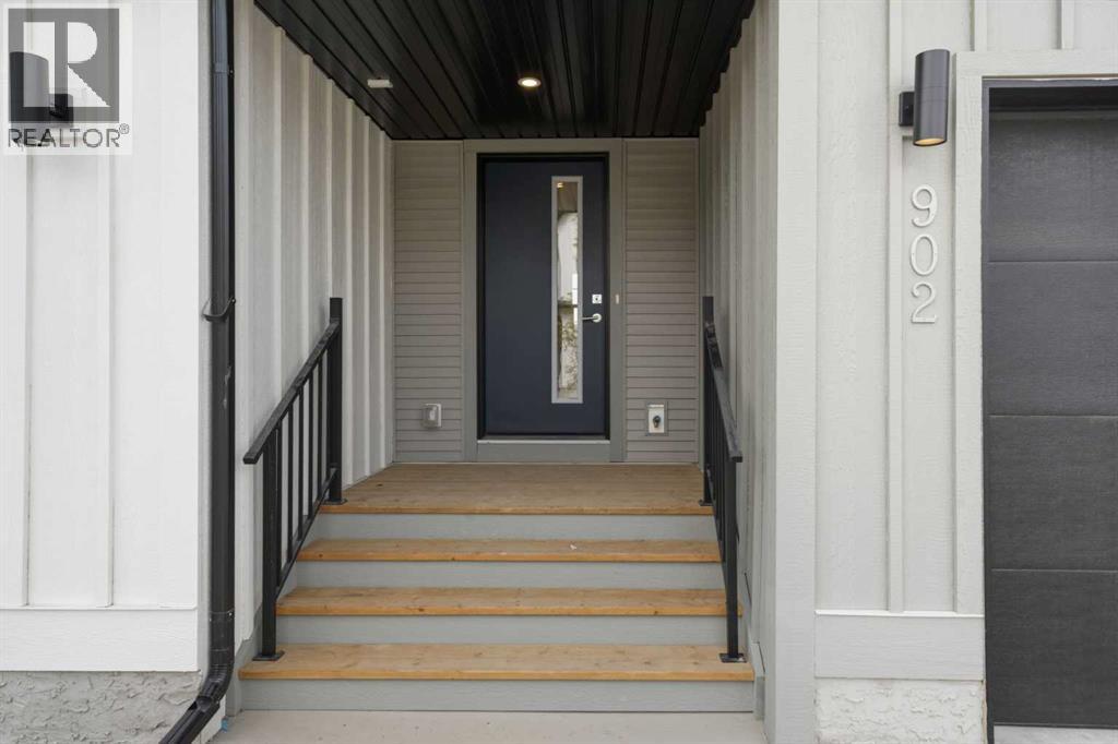 902, 201 Cooperswood Green SW