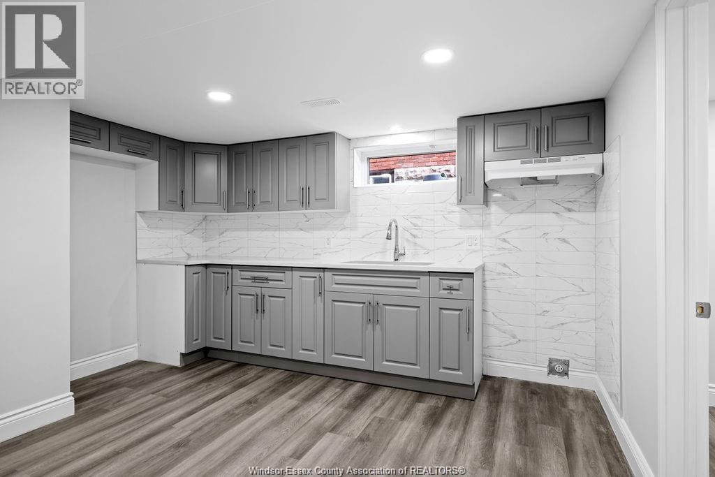 1226 DUFFERIN Unit# LOWER