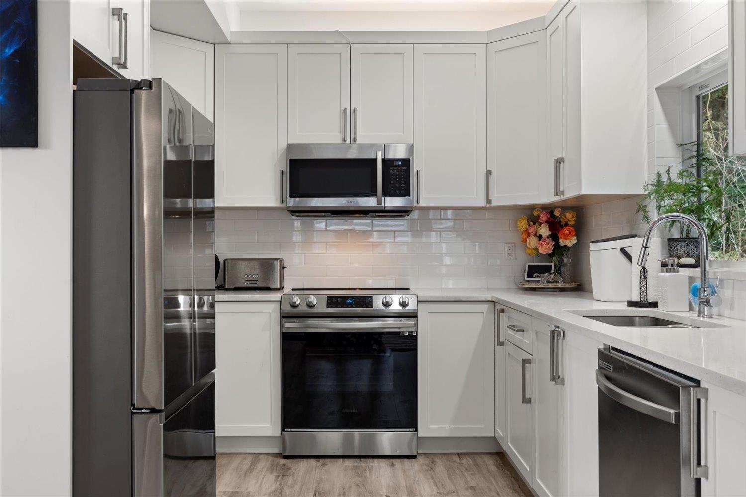 17 750 HOT SPRINGS ROAD|Harrison Hot Springs