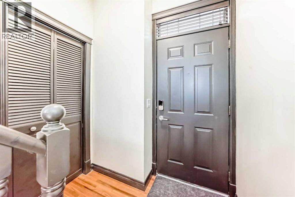 6, 1212 12 Street SW