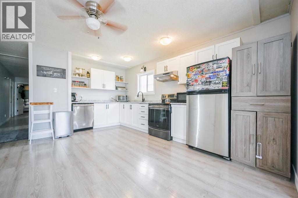 29, 55011 714 Township