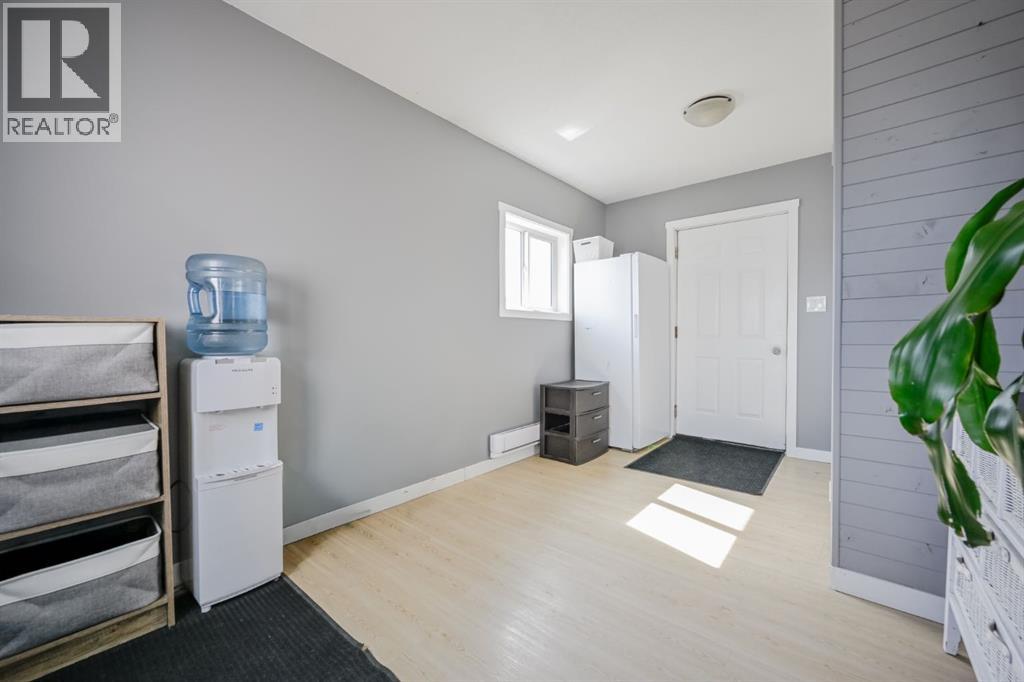 29, 55011 714 Township