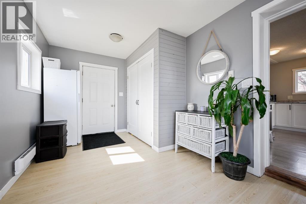 29, 55011 714 Township