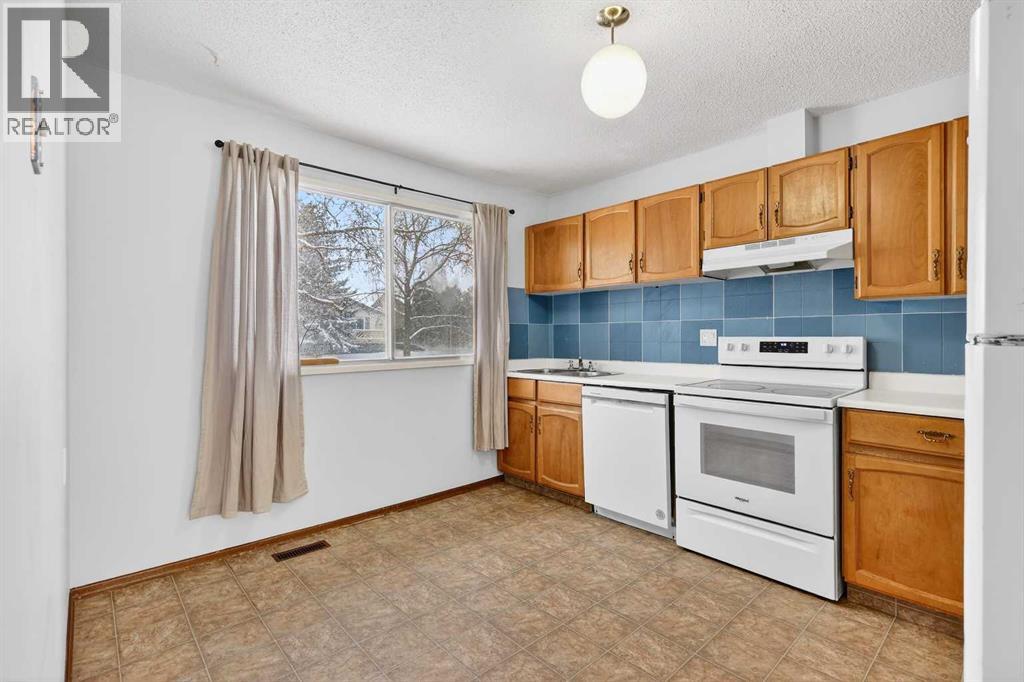 1502 Ranchlands Way NW