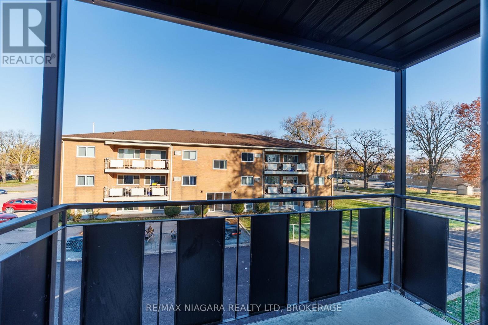 UNIT 12 - 141 PLYMOUTH ROAD