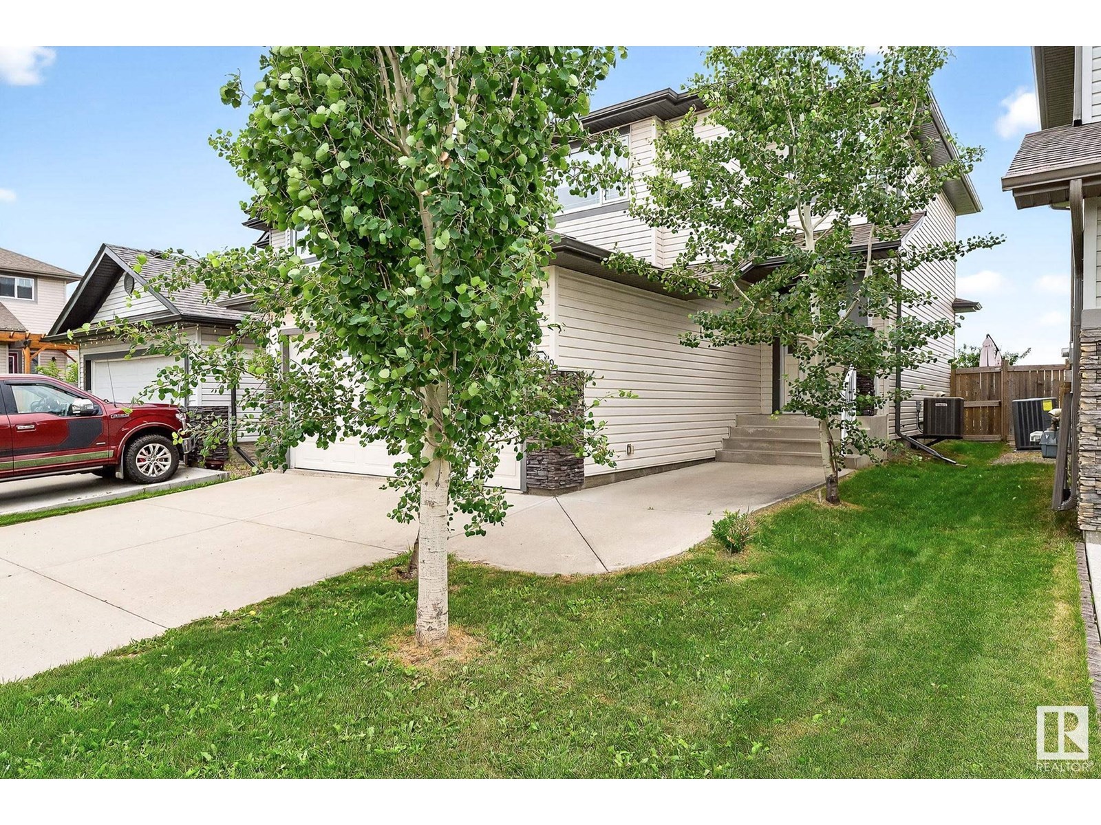 13819 165 AV NW