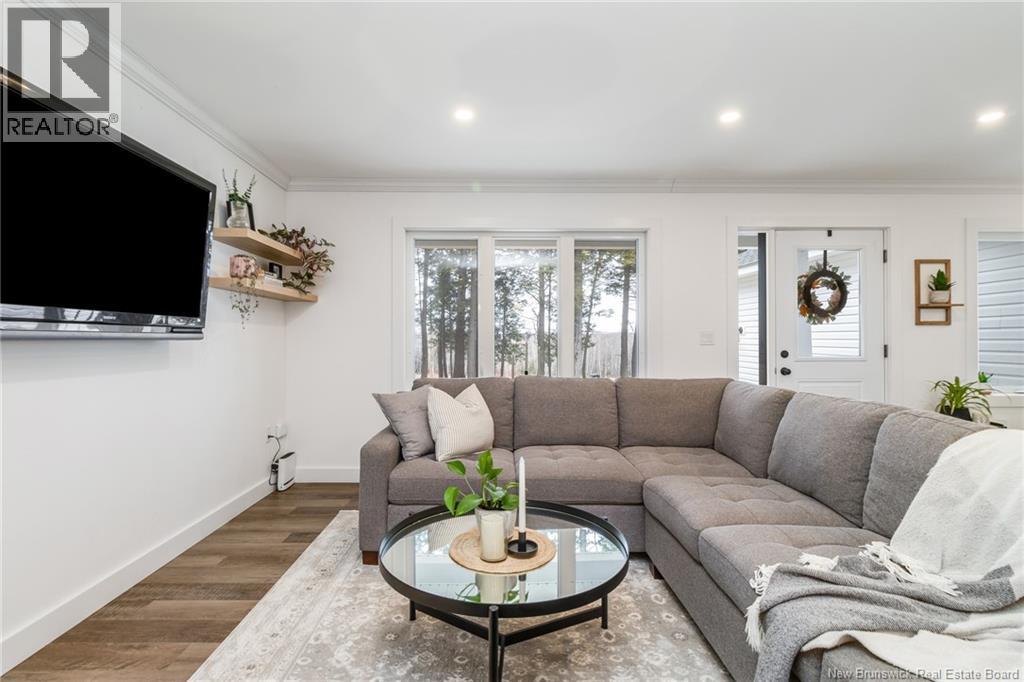 208 Crocks Point Road