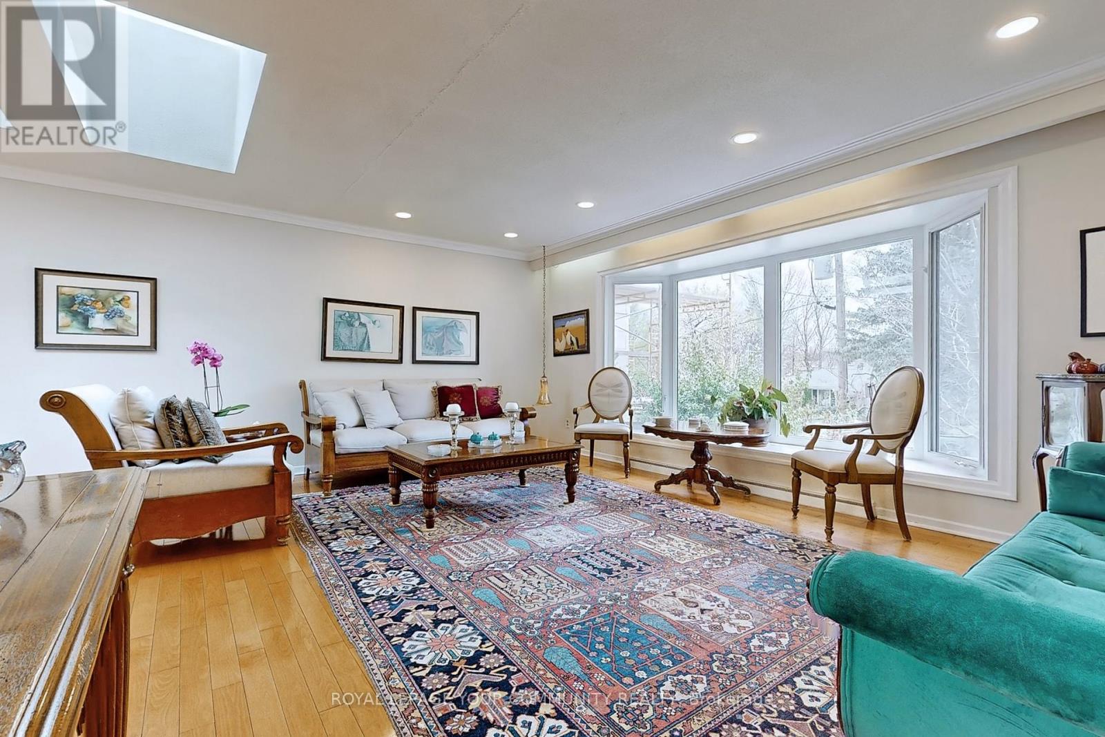 14 RESTWELL CRESCENT