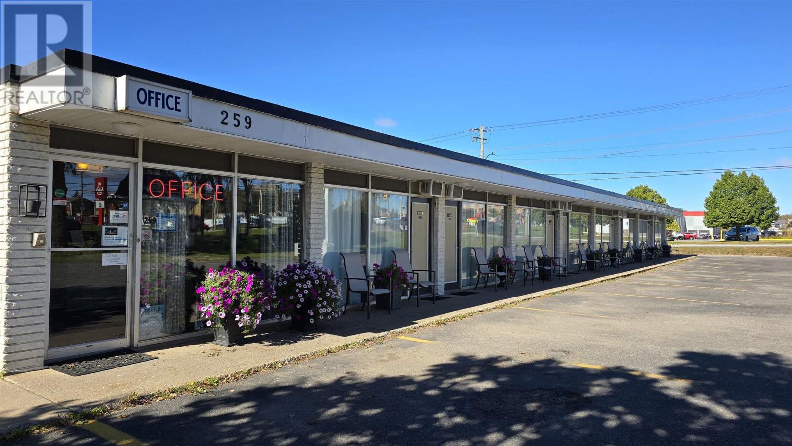251 & 259 Great Northern RD
