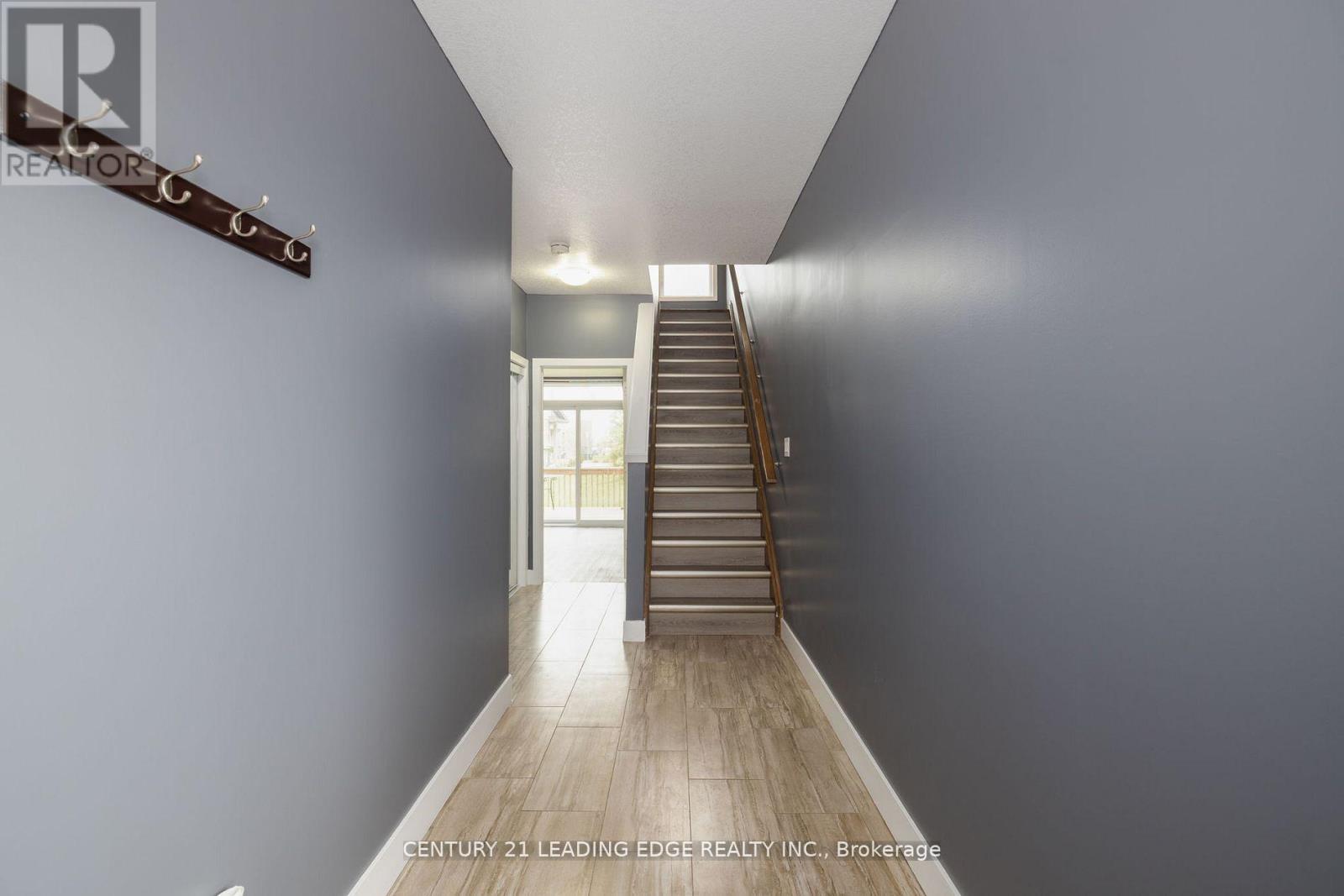 2080 MEADOWGATE BOULEVARD N