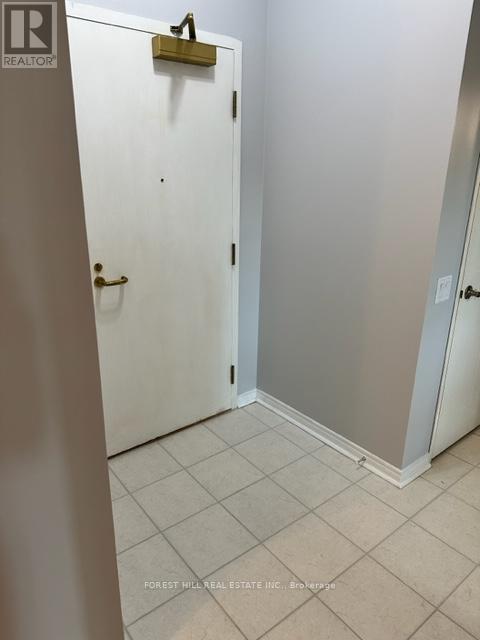 103 - 11 THORNCLIFFE PK DRIVE