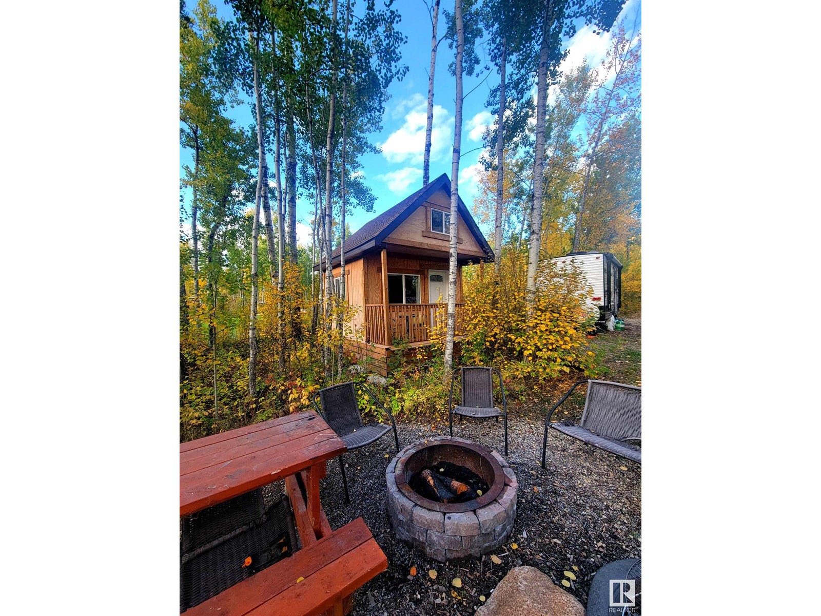 #19 5519 TWP ROAD 550