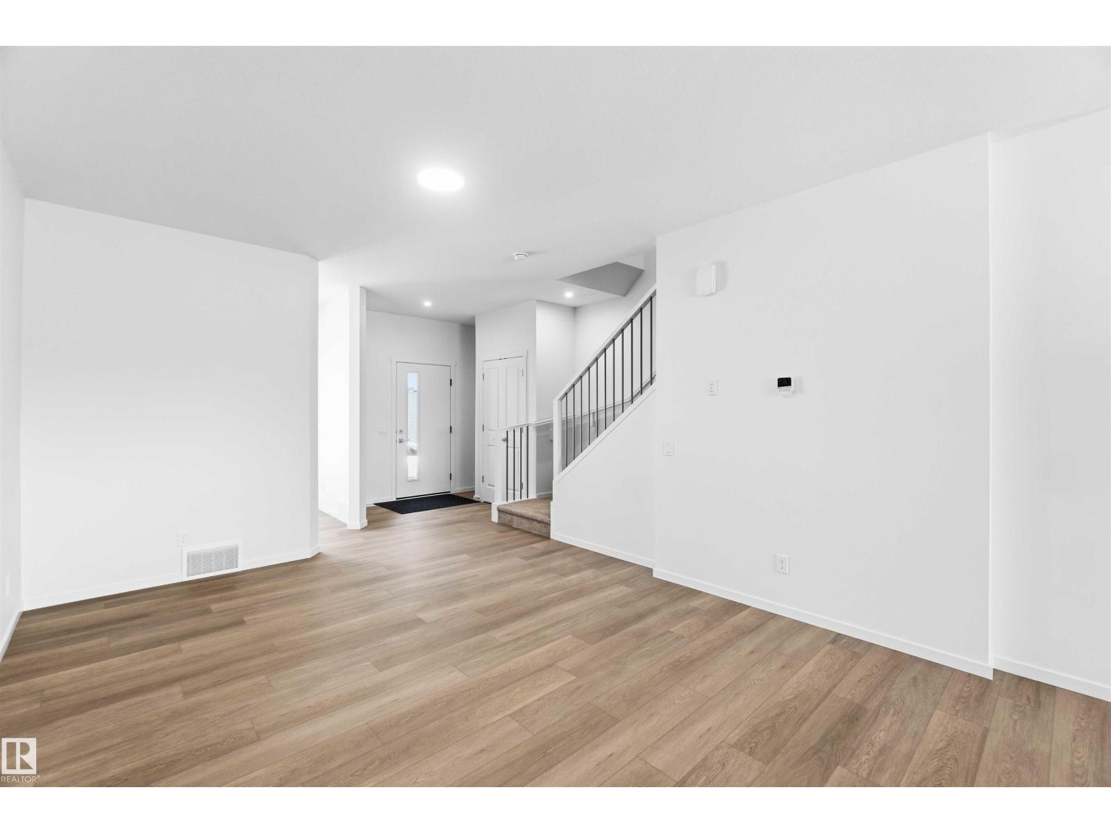223 157 AV NE NE