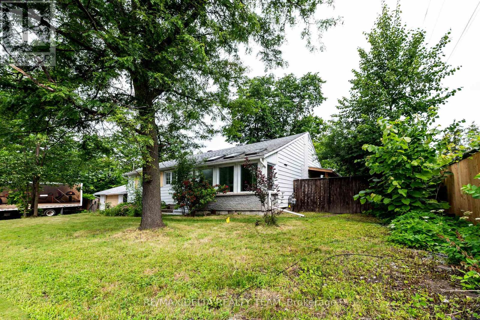 2801 BASELINE ROAD N