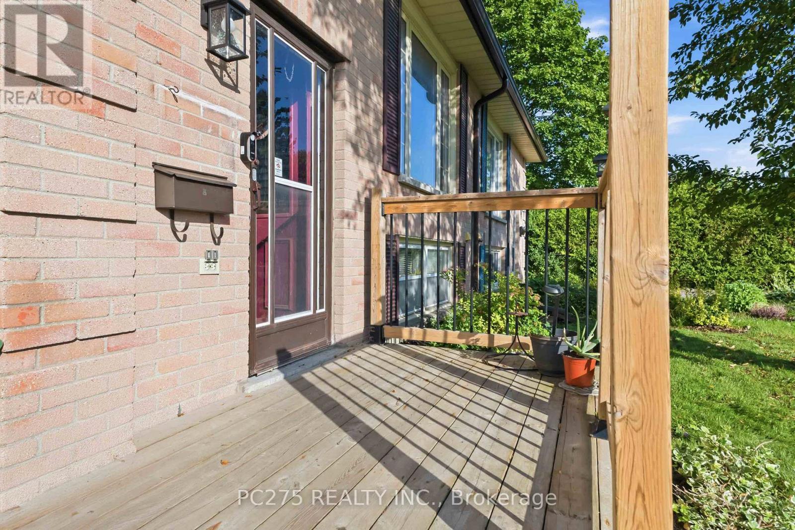 615 DEVERON CRESCENT